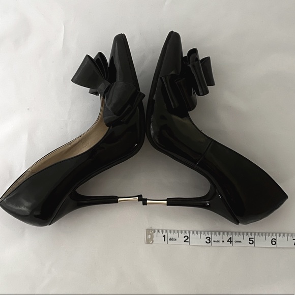 Diva Lounge Black Patent Bow Stilettos - Picture 8 of 10